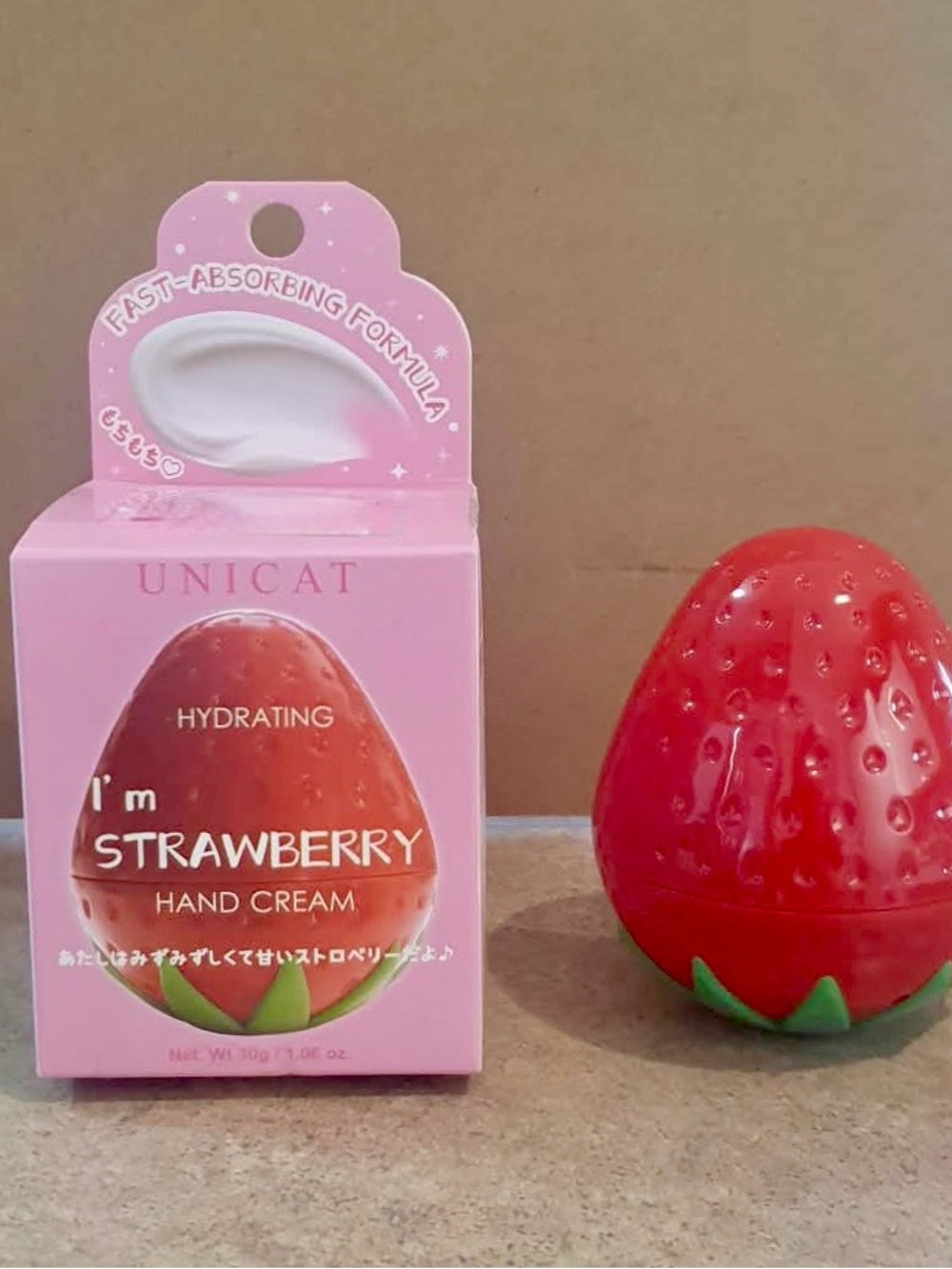 🍓 Hydrating Strawberry Hand Cream - Pink